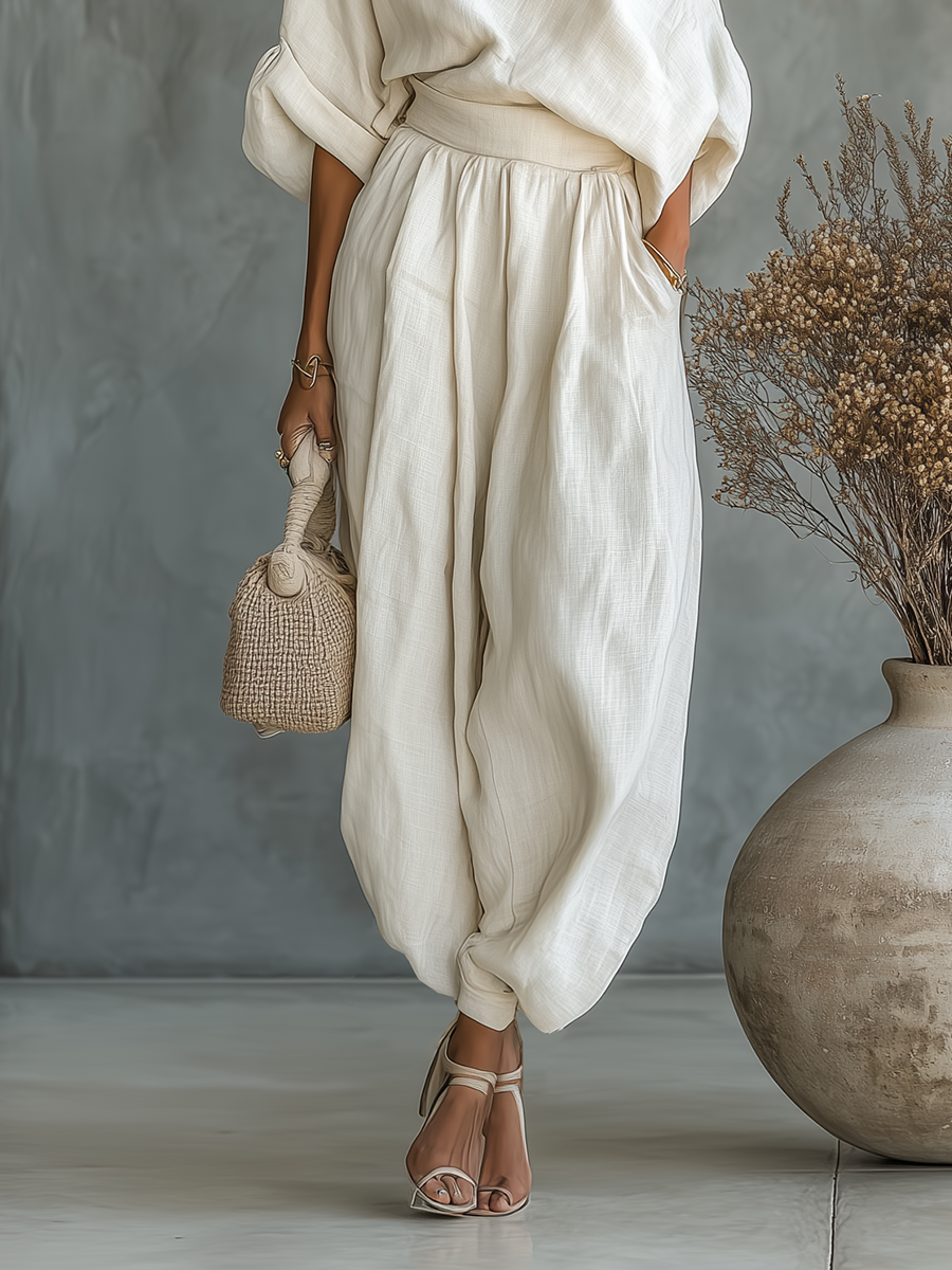 Conjunto de Lino Off-White con Top Off-Shoulder y Pantalones Tapered